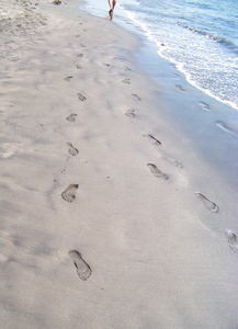 footprints-2